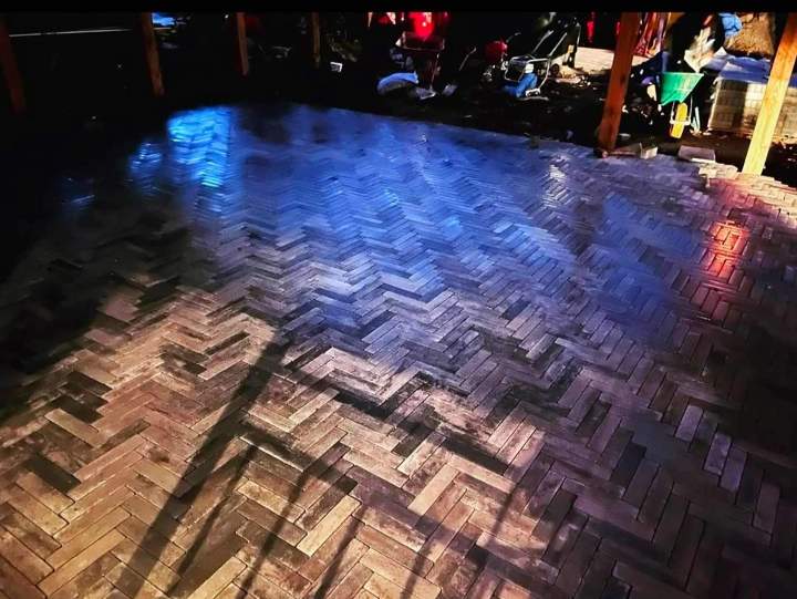 Travaux d'installation de pavé uni Montréal